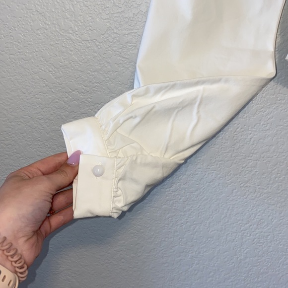 Top - Picture 2 of 7